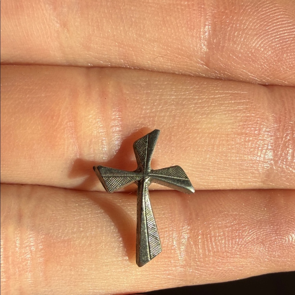Vintage Silvertone Cross religious pin Jewelry Brooch